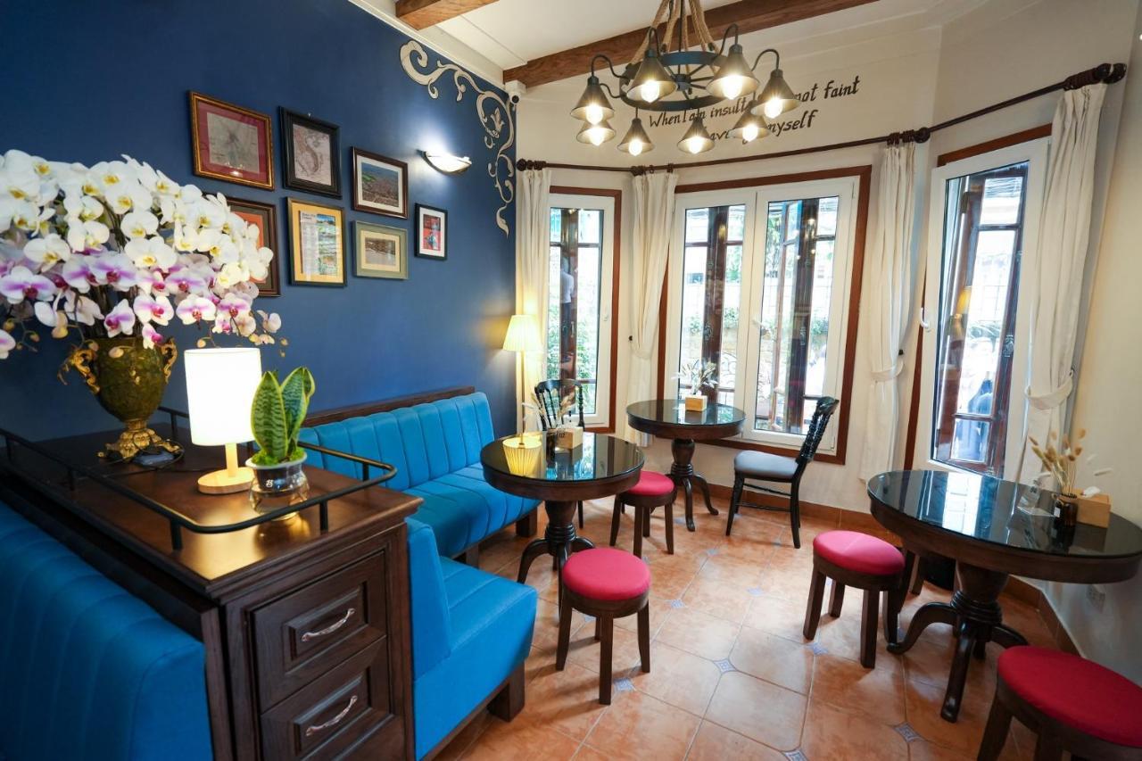 Musketeers Guest House Hanoi Exteriör bild