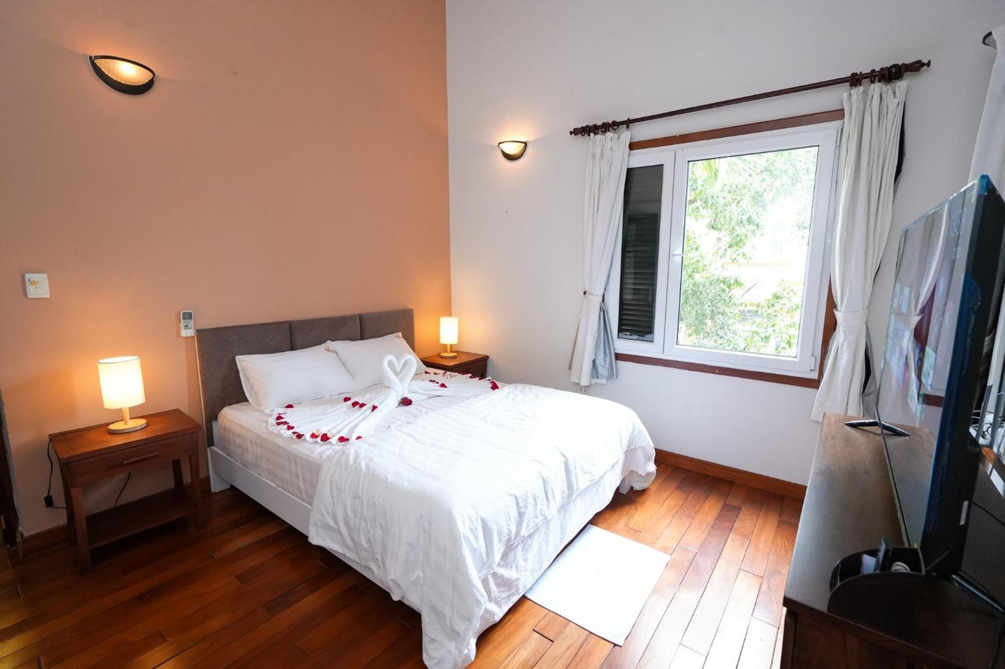 Musketeers Guest House Hanoi Exteriör bild